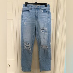 Mom Straight Ripped Jeans